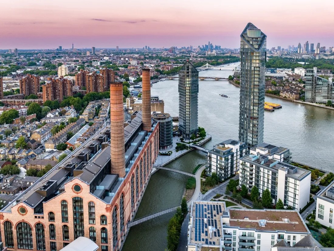 Brand New 5 Bed Penthouse On The Chelsea Waterfront